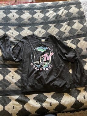 MTV Sweatshirt